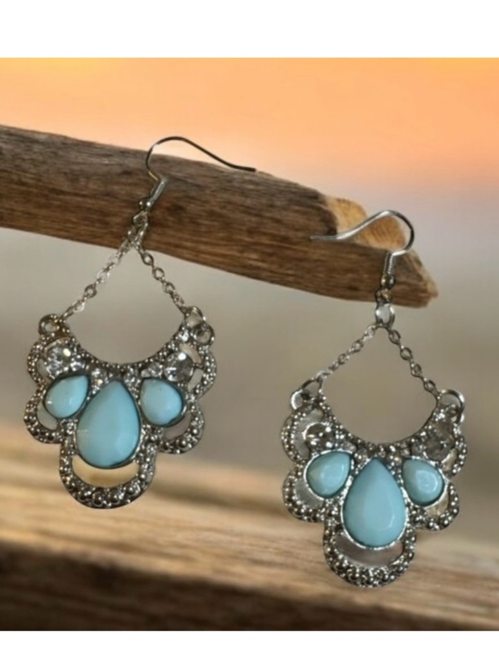 Choose your earrings - Picture 2 of 15